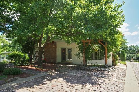 928 Holliston Ct