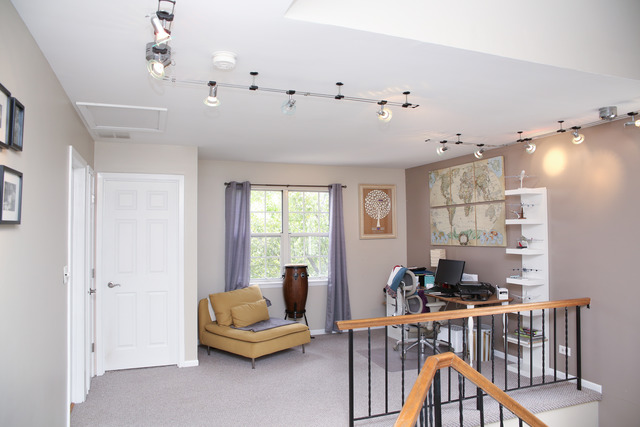 For Sale: 1145 Regency Dr Schaumburg, IL 60193