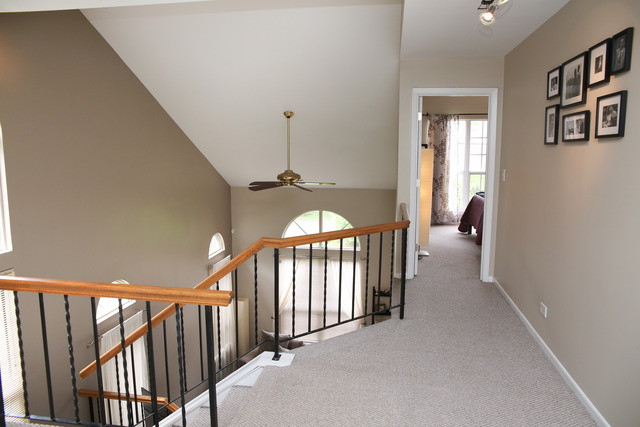 For Sale: 1145 Regency Dr Schaumburg, IL 60193