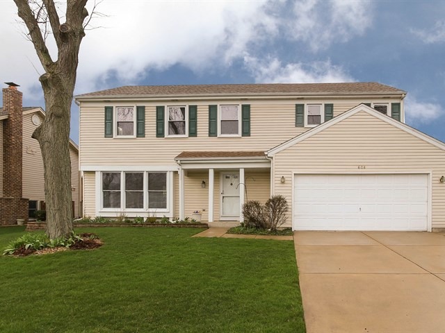 For Sale: 608 N Walnut Ln Schaumburg, IL 60194