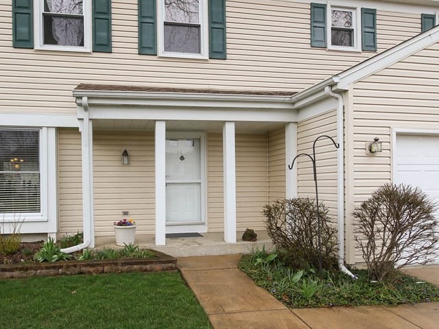 For Sale: 608 N Walnut Ln Schaumburg, IL 60194