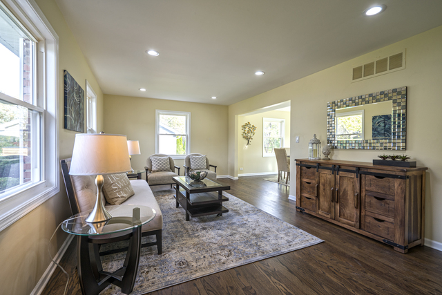 11 Dartford Ln