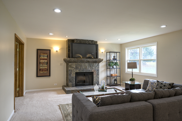 11 Dartford Ln
