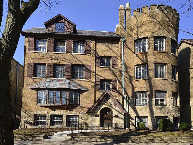 2115 W Farwell Ave #114