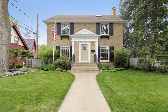For Sale: 3111 Thayer St Evanston, IL 60201