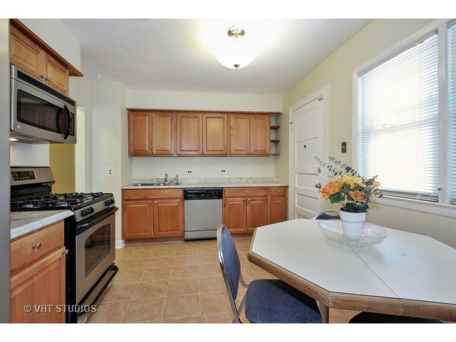 For Sale: 9305 Ewing Ave Evanston, IL 60203