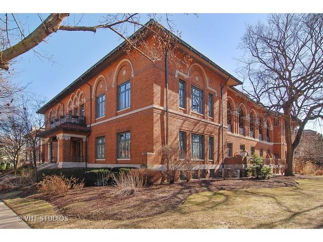 538 N Lombard Ave