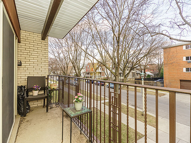 7243 Madison St #202