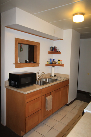 310 Lathrop Ave #500