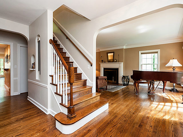 For Sale: 536 Fair Oaks Ave Oak Park, IL 60302