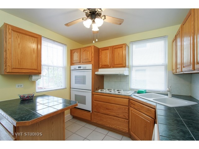 For Sale: 130 S Lombard Ave Oak Park, IL 60302