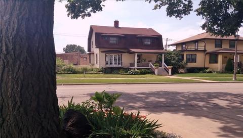3637 Elmwood Ave