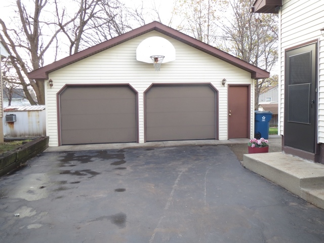 1908 Burry Circle Dr