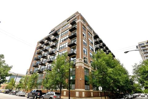 210 S Desplaines St #306