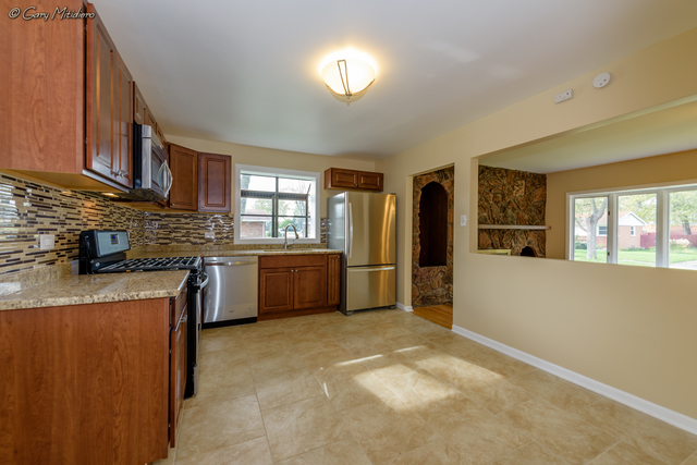 445 N Manchester Dr