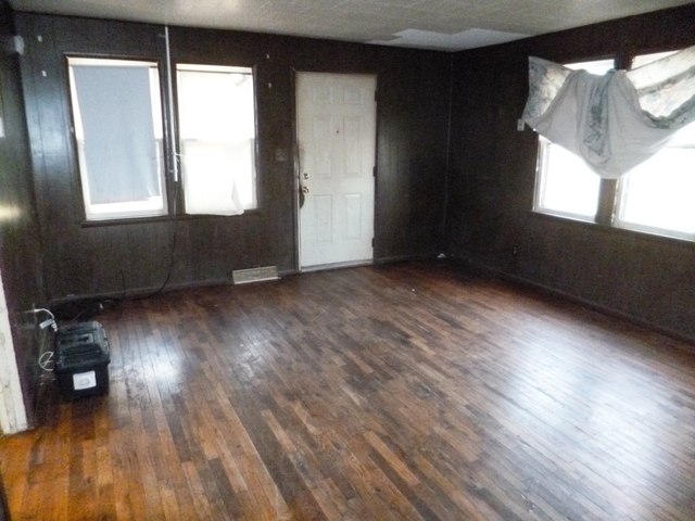 1553 East Ave