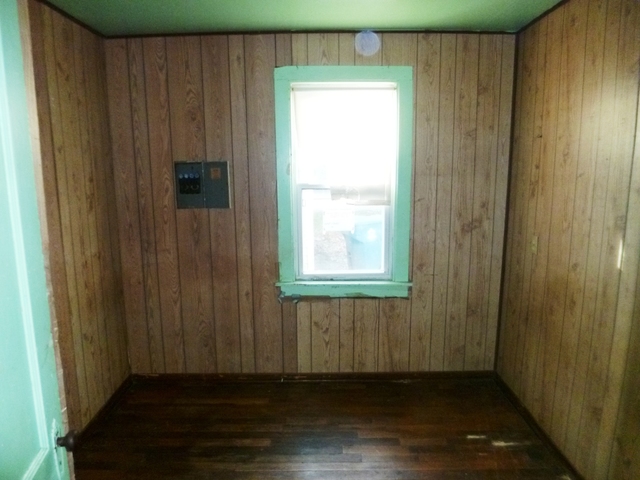 1553 East Ave