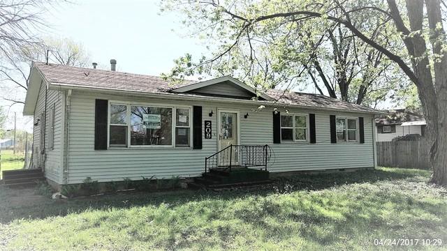 344 N East St
