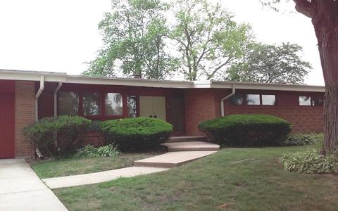 112 Graymoor Ln