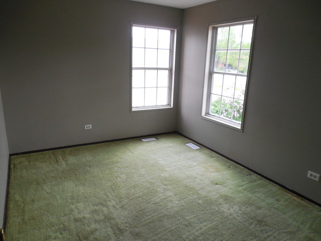 For Sale: 20114 S Pine Hill Rd Frankfort, IL 60423