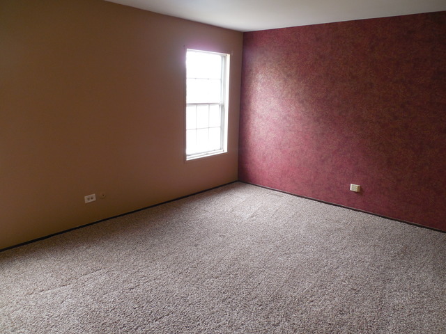 For Sale: 20114 S Pine Hill Rd Frankfort, IL 60423