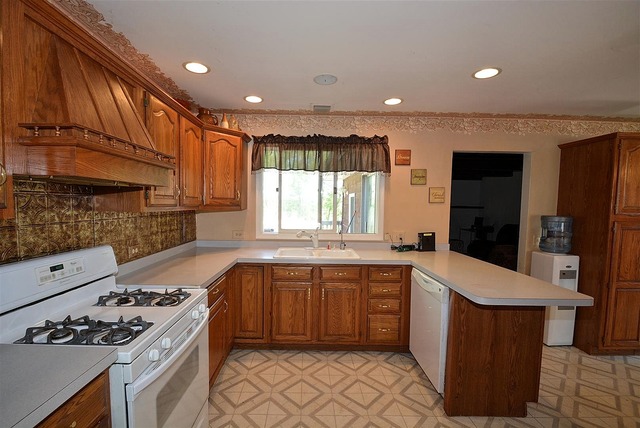 For Sale: 7854 W Laurel Dr Frankfort, IL 60423