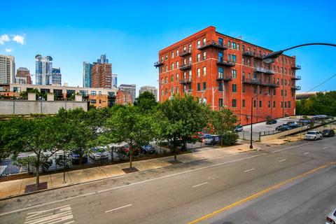 1069 W 14th Pl #333