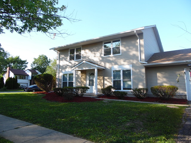 For Sale: 3403 Fountainbleau Dr Hazel Crest, IL 60429
