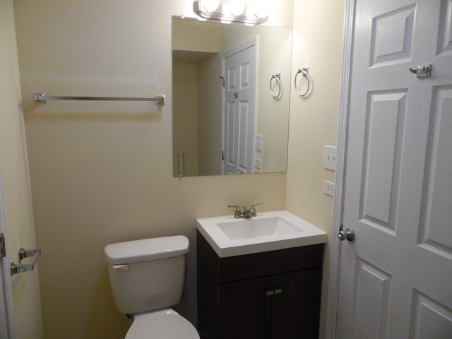 For Sale: 3403 Fountainbleau Dr Hazel Crest, IL 60429