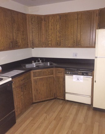 For Sale: 1000 Holbrook Rd #APT H Homewood, IL 60430