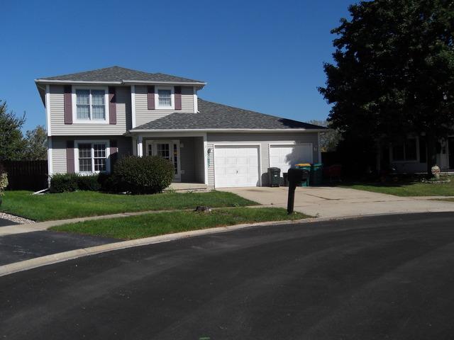 2912 Grand Prairie Dr