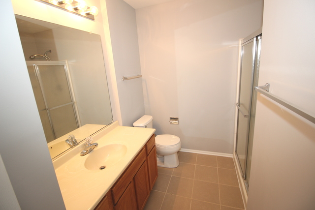 1836 Tanager Ct #1836