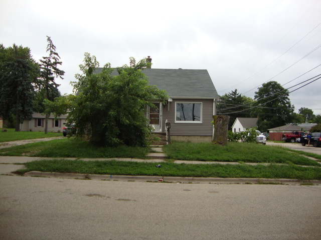 122 S Emery St