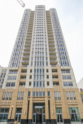 939 W Madison St #206