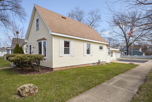 18231 Walter St