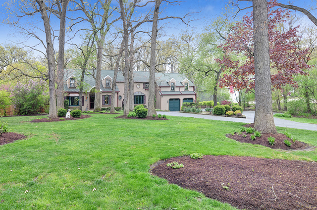 105 Ruffled Feathers Dr