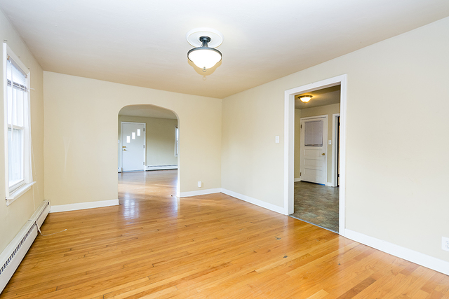 318 Charlestown Dr
