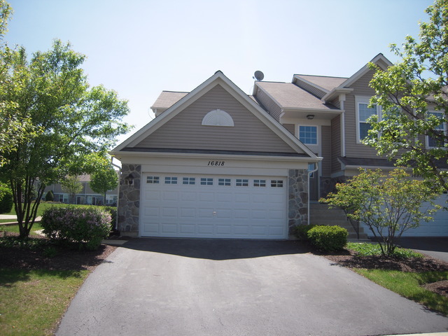 For Sale: 16818 Locust Ln Lockport, IL 60441