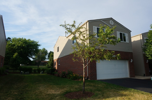 For Sale: 16560 Willow Walk Dr Lockport, IL 60441
