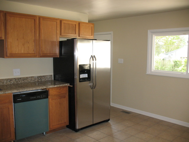For Sale: 713 Union Ave Romeoville, IL 60446