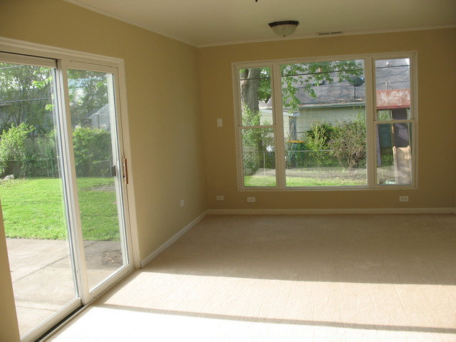 For Sale: 713 Union Ave Romeoville, IL 60446