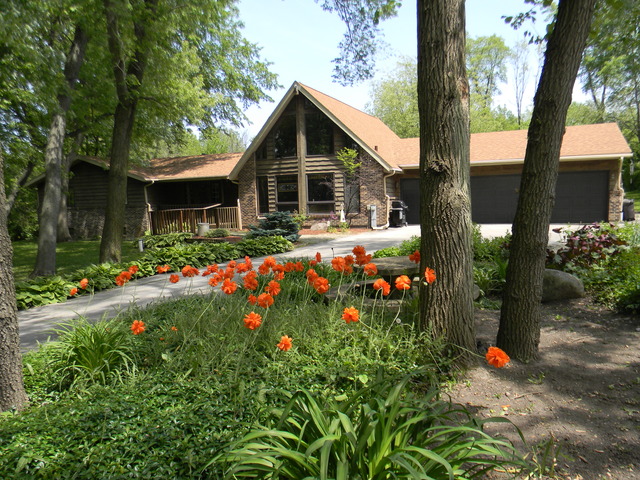 For Sale: 1338 N Cedar Rd New Lenox, IL 60451