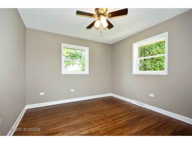 For Sale: 828 Melrose St New Lenox, IL 60451