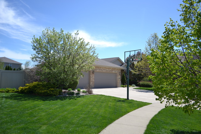 For Sale: 2634 Sierra Cyn New Lenox, IL 60451