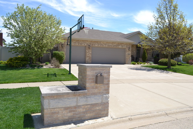 For Sale: 2634 Sierra Cyn New Lenox, IL 60451