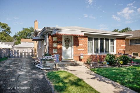 9208 Massasoit Ave