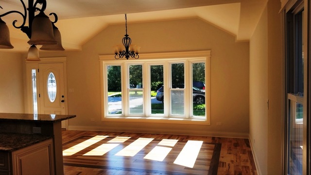 For Sale: 9805 Marion Ave Oak Lawn, IL 60453