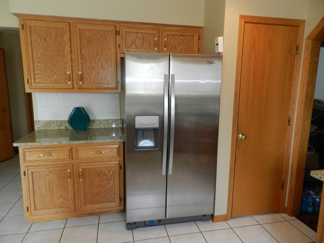 For Sale: 9003 Milford Ct Hickory Hills, IL 60457