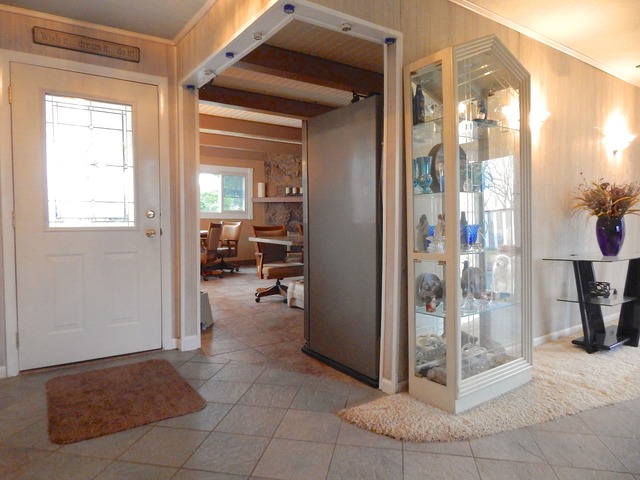 For Sale: 8850 Chadbourn Dr Orland Park, IL 60462