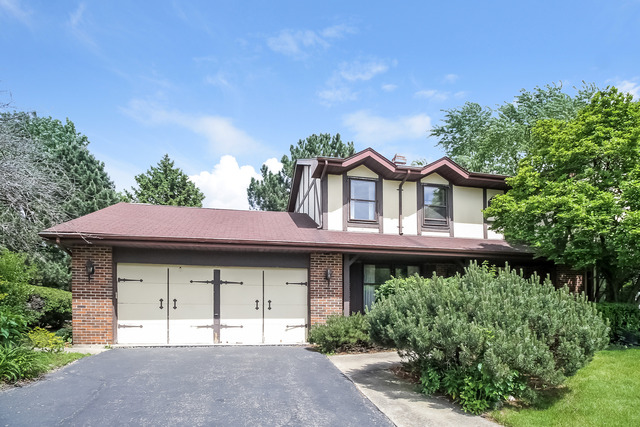 For Sale: 13041 S Pueblo Ct Palos Heights, IL 60463